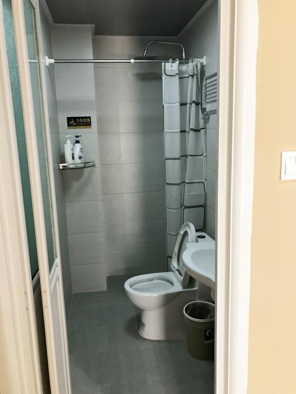 Lantian Garden Hostel Qingdao Exterior foto